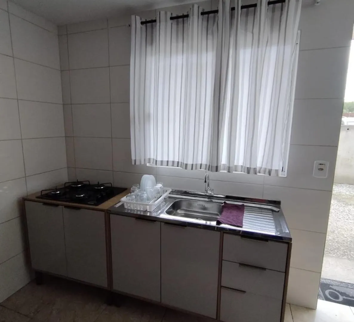 Apartamento Terreo Em Palhoca 0*,